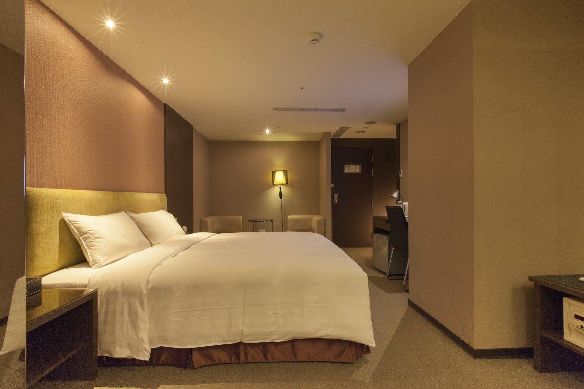 Look Hotel Taipei Luaran gambar
